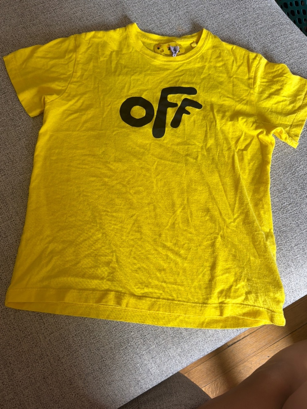 Off white Tshirt